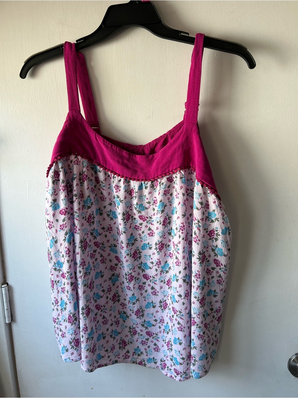Lane Bryant White Floral Chemise with Magenta Trim